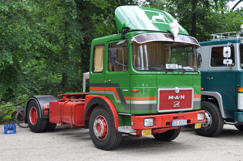 BuzzyBeeForum • View topic - 3. Internationales LKW Oldtimertreffen auf